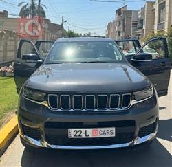 جیپ گراند شیرۆکی